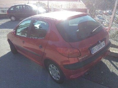 Peugeot 206 1.1