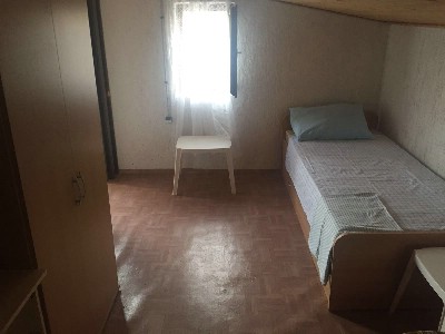 Iznajmljuje se apartman na Viru