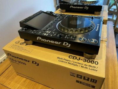 Pioneer CDJ-3000 Player / Pioneer DJM-A9